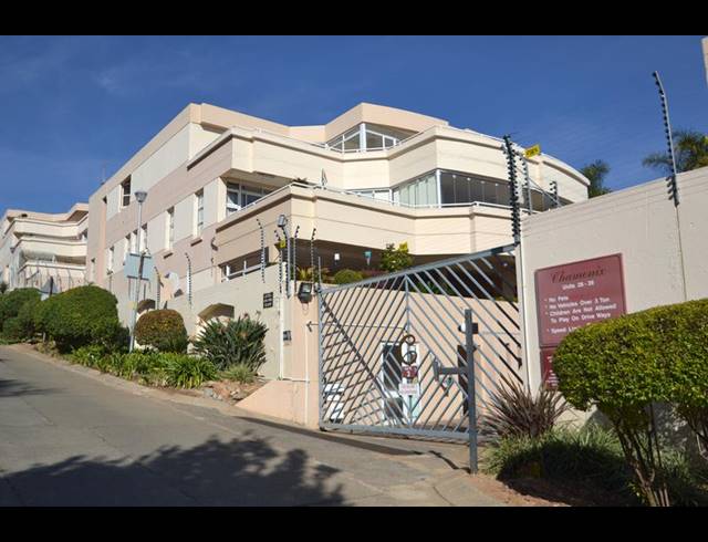2 BEDROOM TOWNHOUSE FOR SALE IN LINKSFIELD